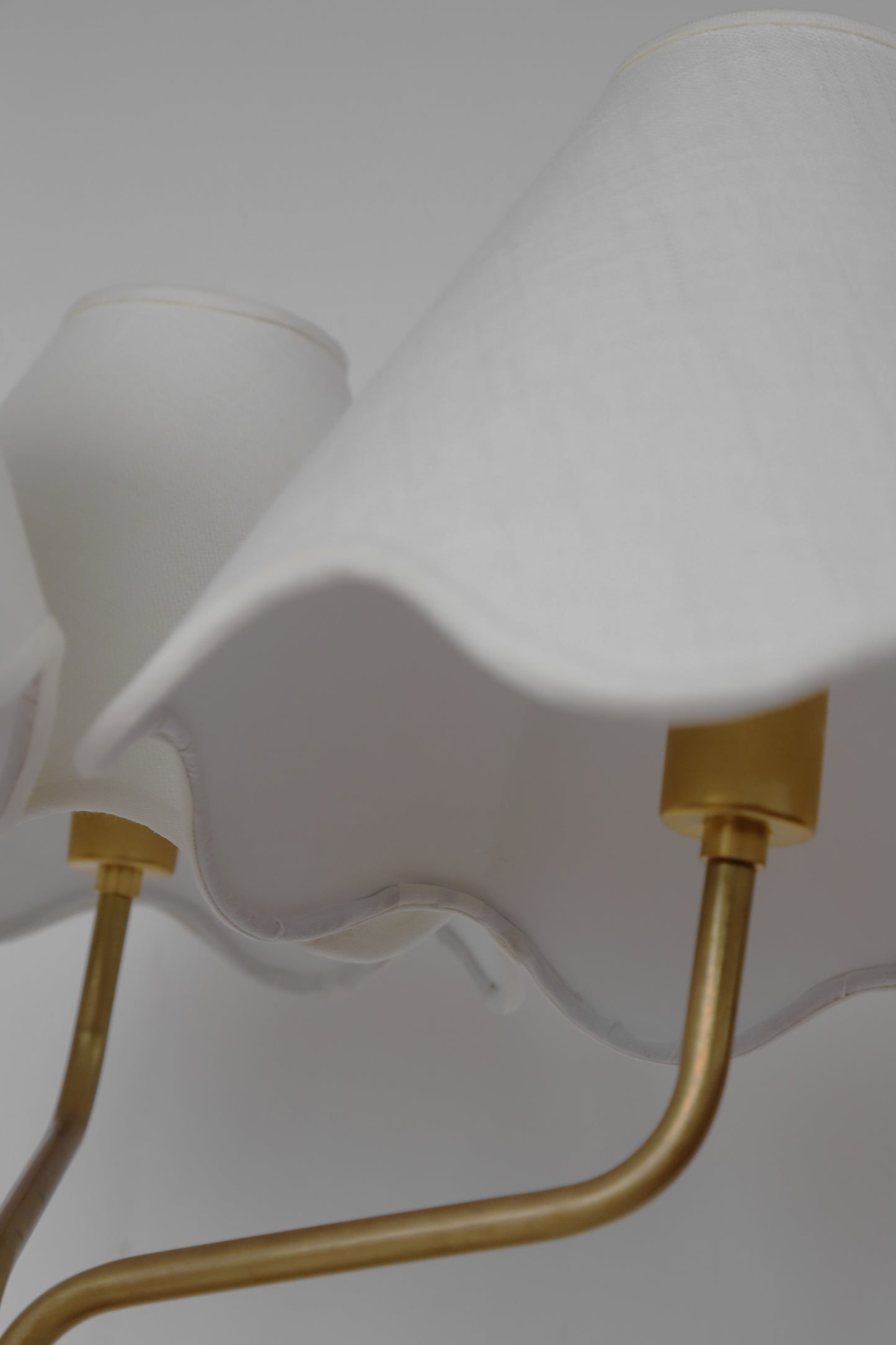 Rosie Floor Lamp in linen -linen